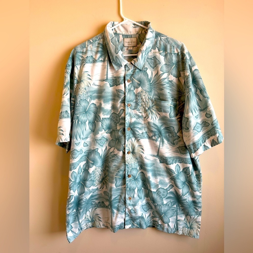 Trader Bay Washable Mens XL Green/White Floral Button Short Sleeve Hawaii Shirt